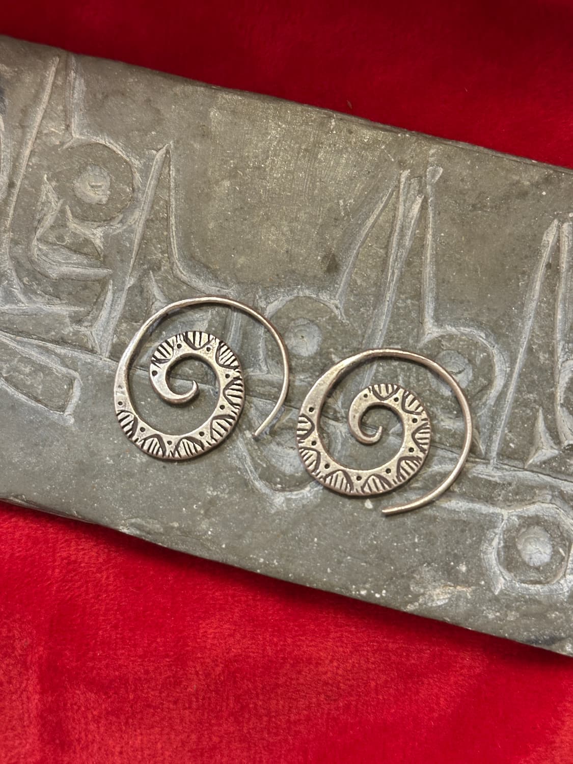 Karen Silver Spiral Ethnic Earrings  상품이미지2