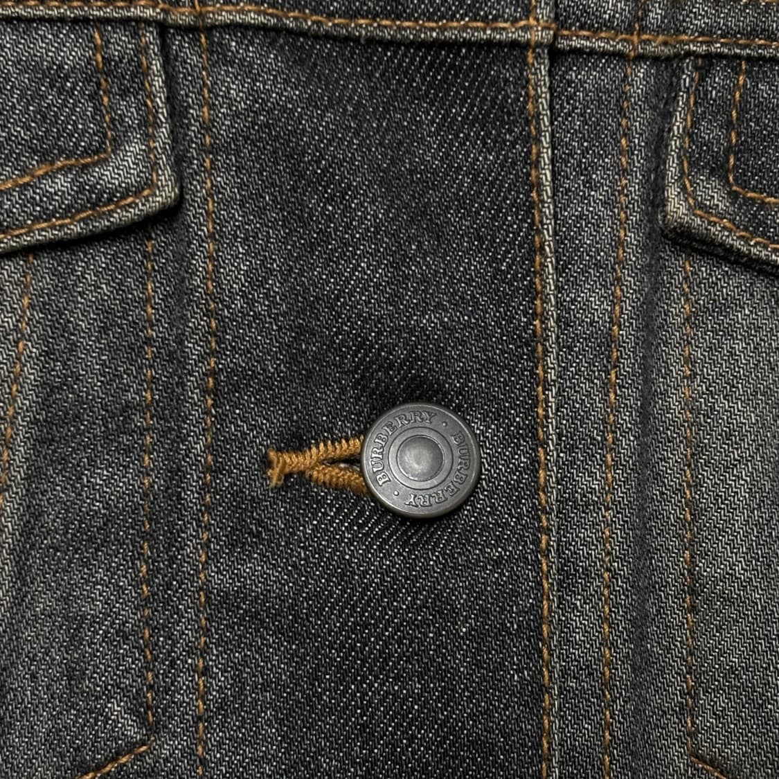 Burberry London JPN Black denim jacket  상품이미지5