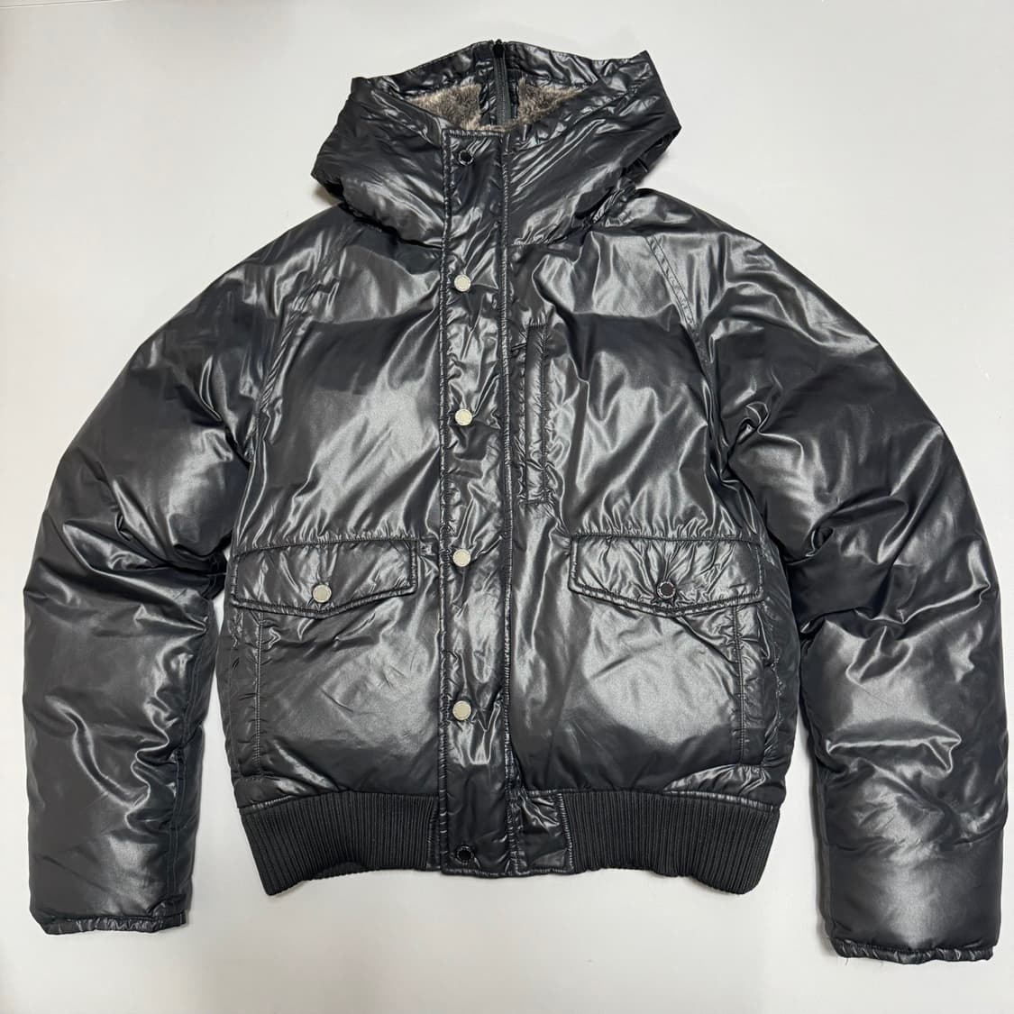 유나이티드애로우즈 블랙컬러 폴리에스터 혼방 후드 다운 자켓 상품이미지7