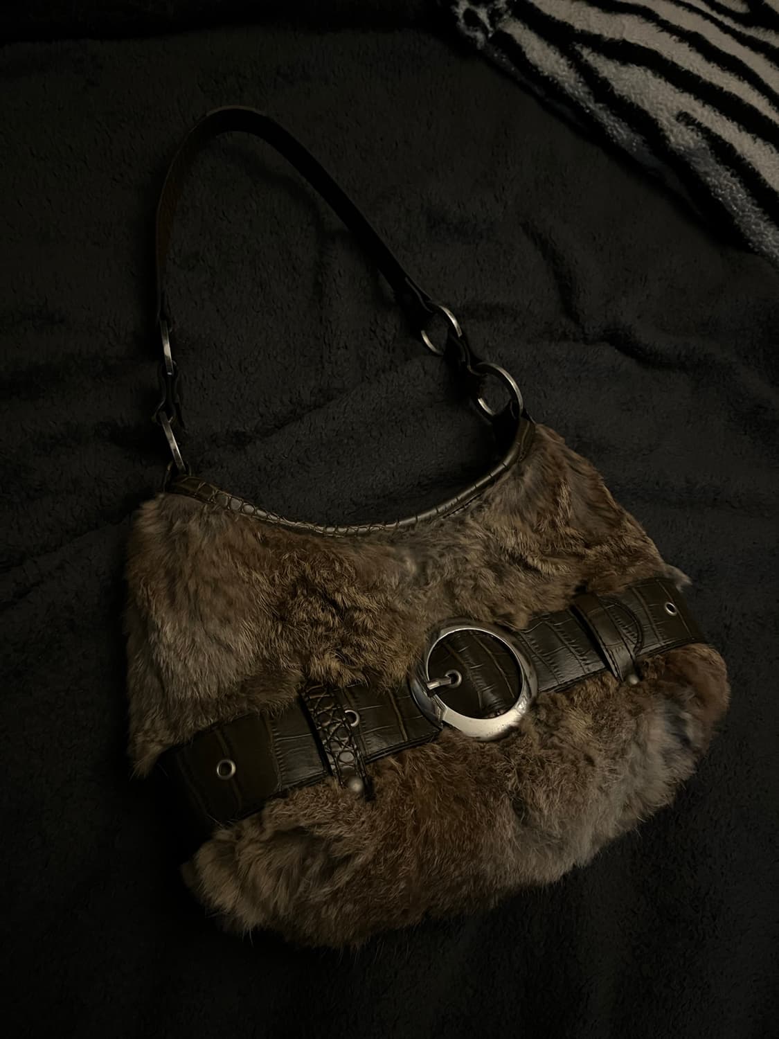 Fluffy gyaru fur bag 상품이미지1