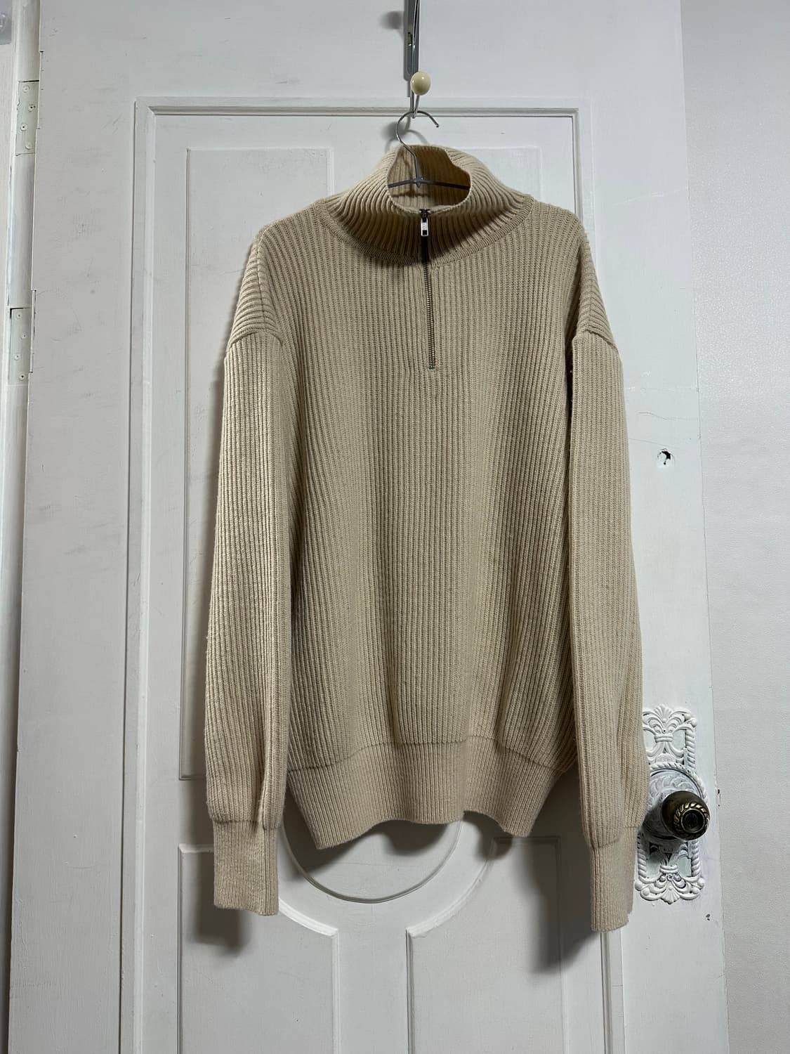 마티스터큐레이터 하프집업 니트 상품이미지1