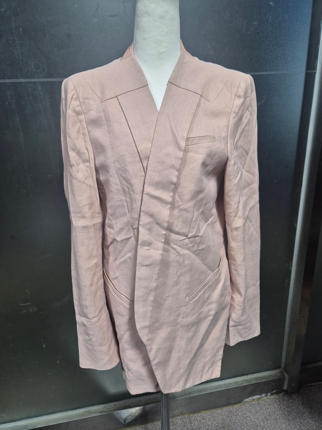 한섬 핑크 린넨 크로스 롱 자켓 상품이미지1