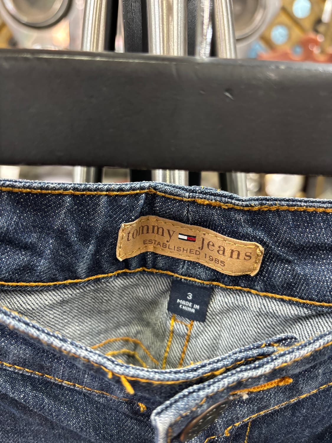 타미진스(Tommy Jeans) 중청 데님 미니 스커트 상품이미지2