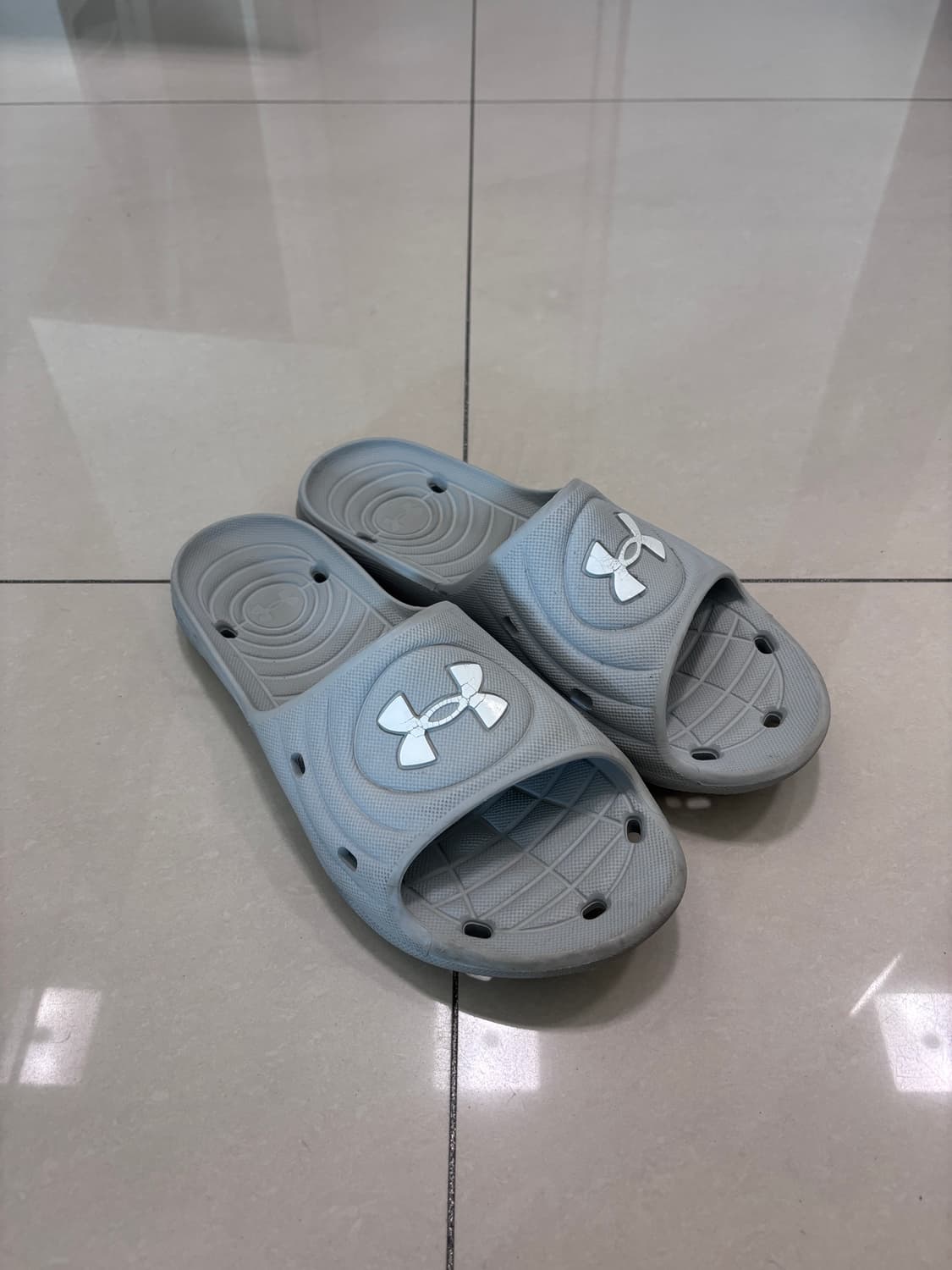 270 언더아머 슬리퍼 그레이 상품이미지1