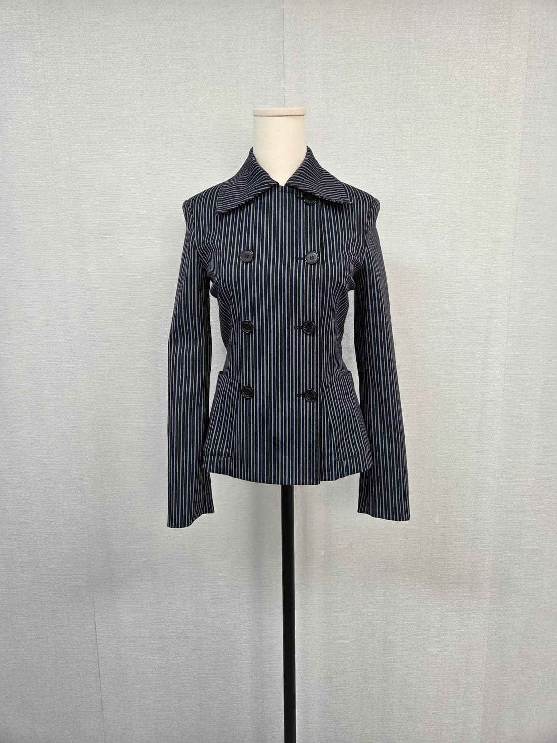 온앤온   스트라이프  여성자켓  상품이미지1