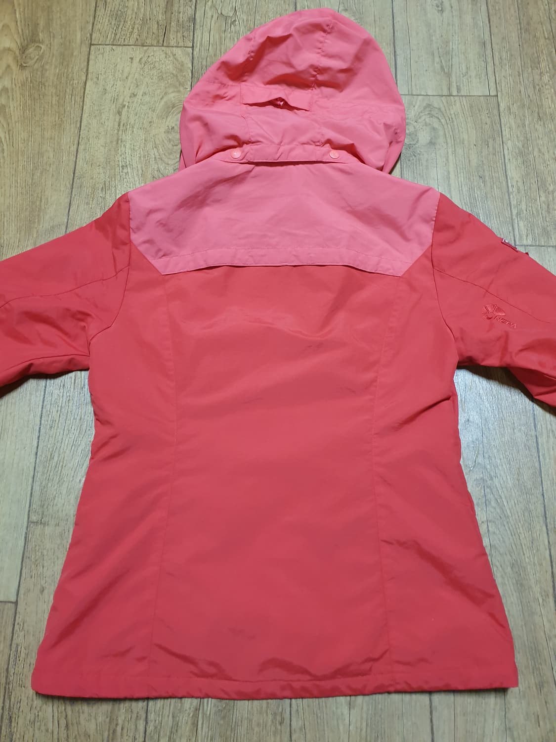 1170 네파 아웃도어 바람막이 95 사이즈입니다 상품이미지5