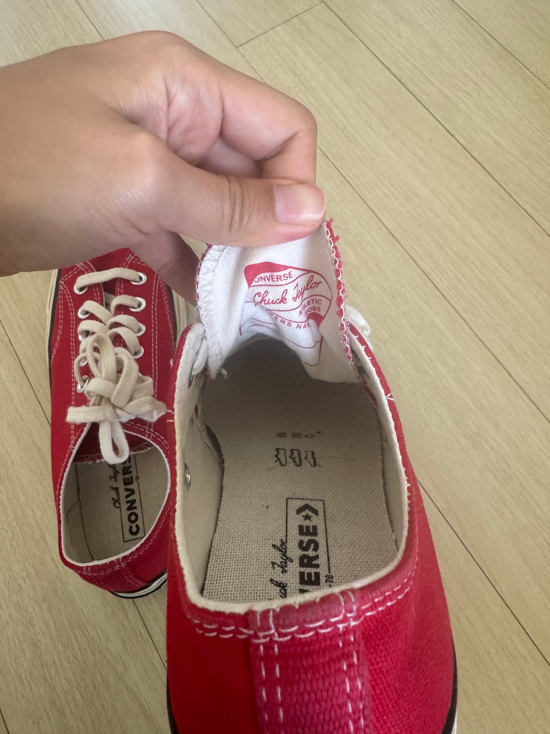 컨버스 척 70 로우 에나멜 레드 164949C 상품이미지6