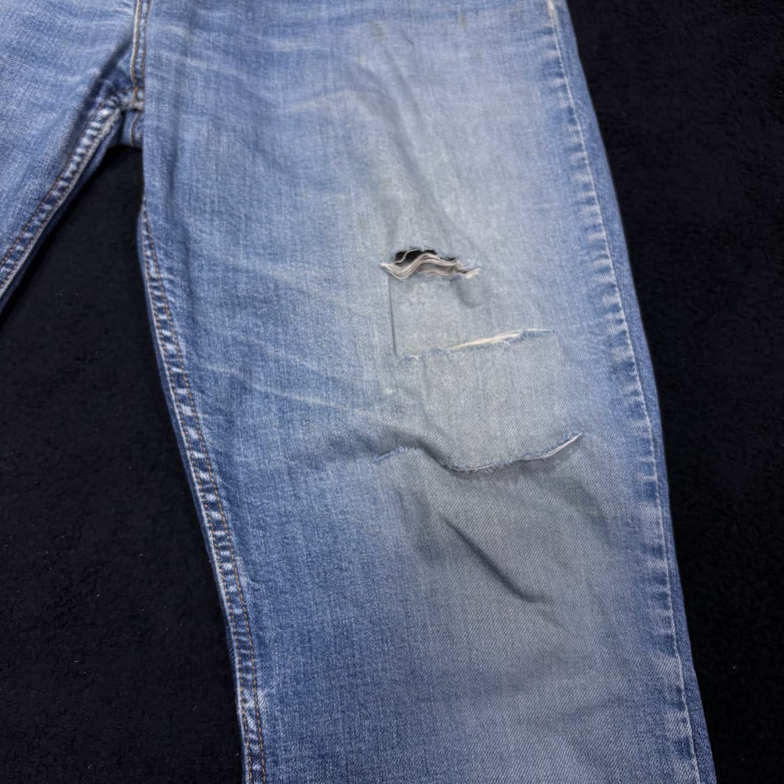 33 리바이스511 연청 디스트로이드 데님팬츠 상품이미지4