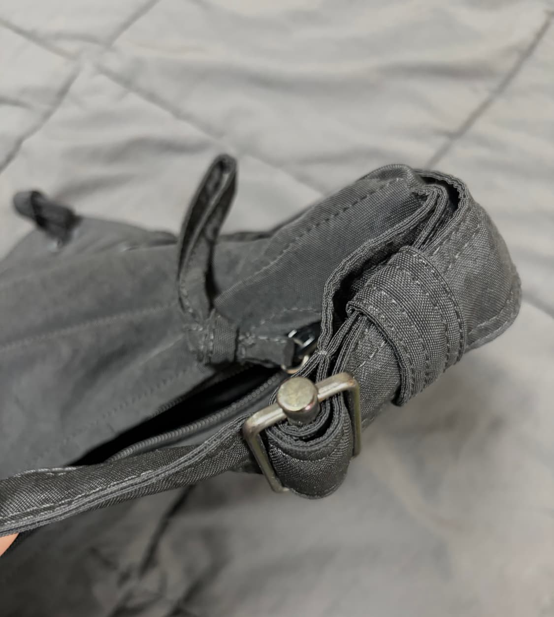 르메르 소프트 게임 백 나일론 캔버스 블랙 스몰 상품이미지7