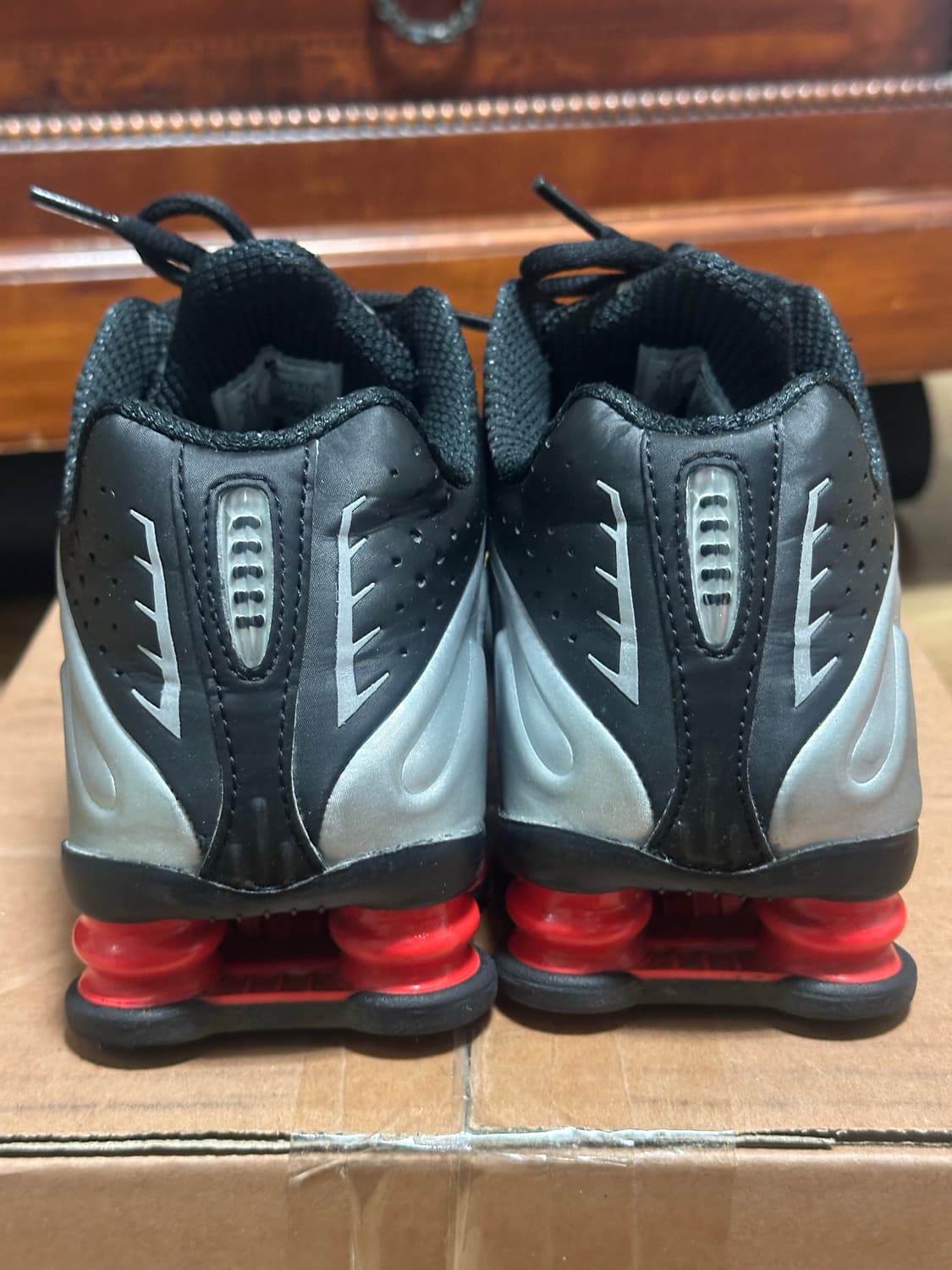 나이키 샥스 240 상품이미지3