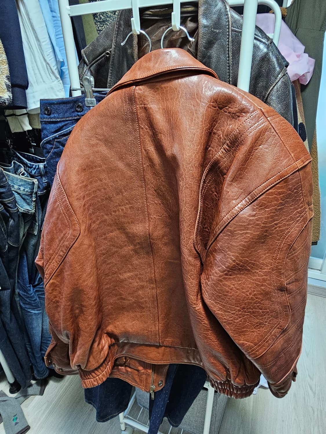 빅벨 양가죽 봄버 자켓 (착샷o) 상품이미지4