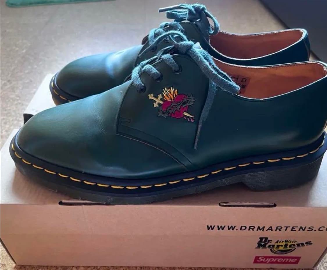 Dr.martens x Supreme Sacred Heart Green 상품이미지3