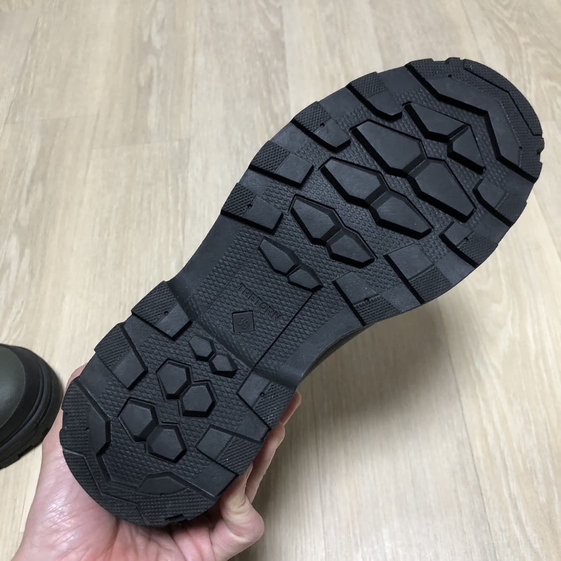 (245) 트레통 X 자라 Tretorn 룰레오 러버 레인 부츠 카키 상품이미지7