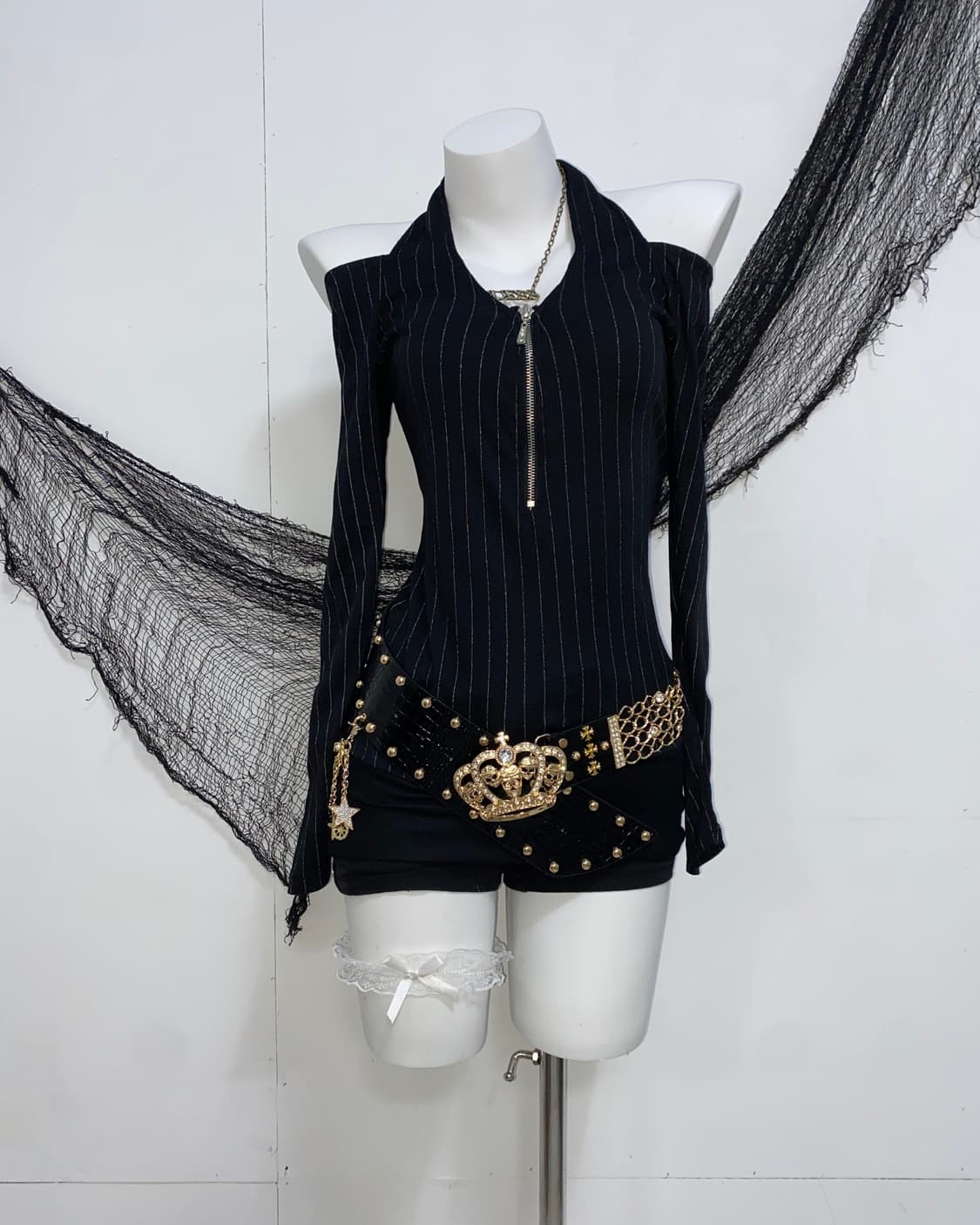 ꒰ঌ LA*BUS 오네갸루 실버 스트라이프 오프숄더 롱슬리브 ໒꒱ 상품이미지1