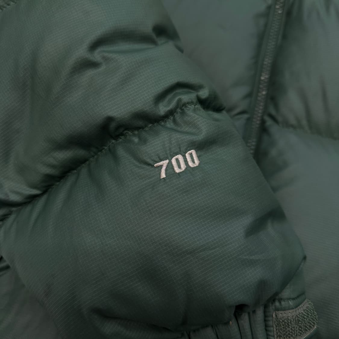 노스페이스 700 눕시 카키 그린 푸퍼 구스다운 패딩 상품이미지4