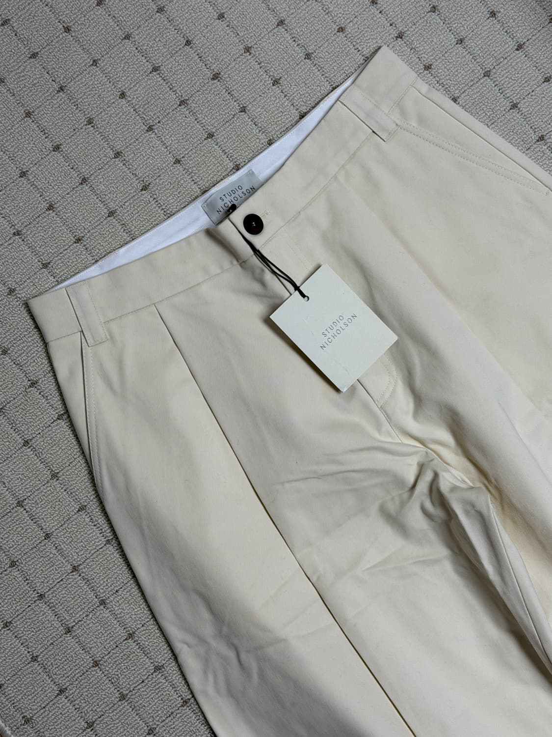 스튜디오니콜슨 소르테 팬츠 크림 L 새상품 상품이미지2