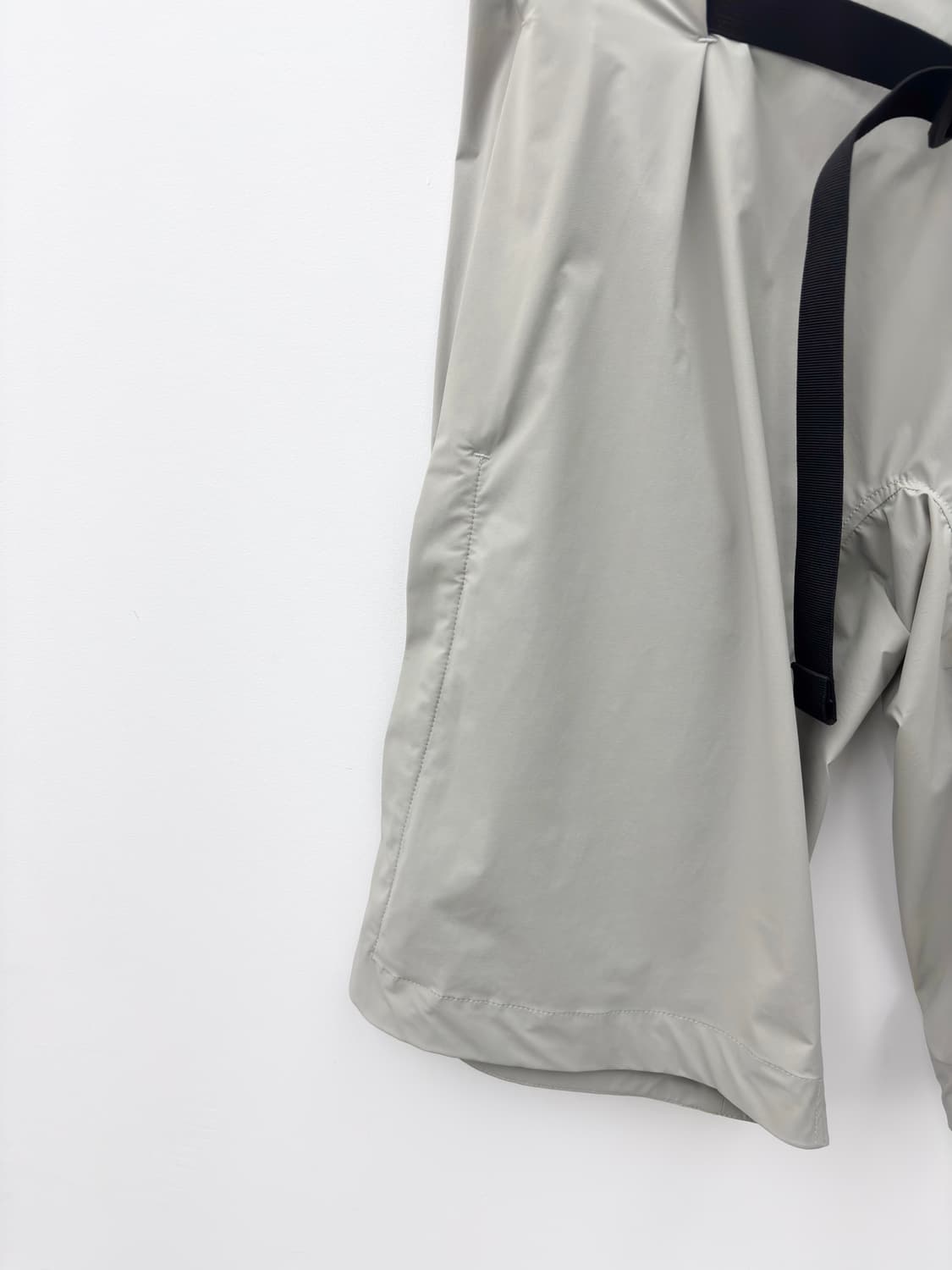 JOHANNA PARV 23AW BELTED SHORTS 상품이미지2