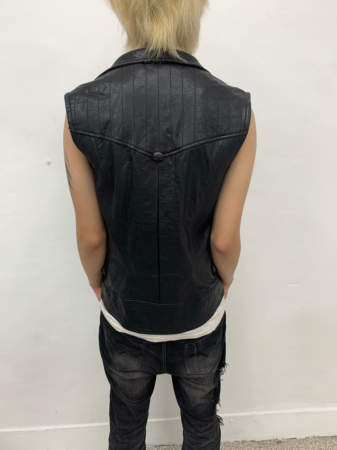 Lambskin leather asymmetrical vest  상품이미지5