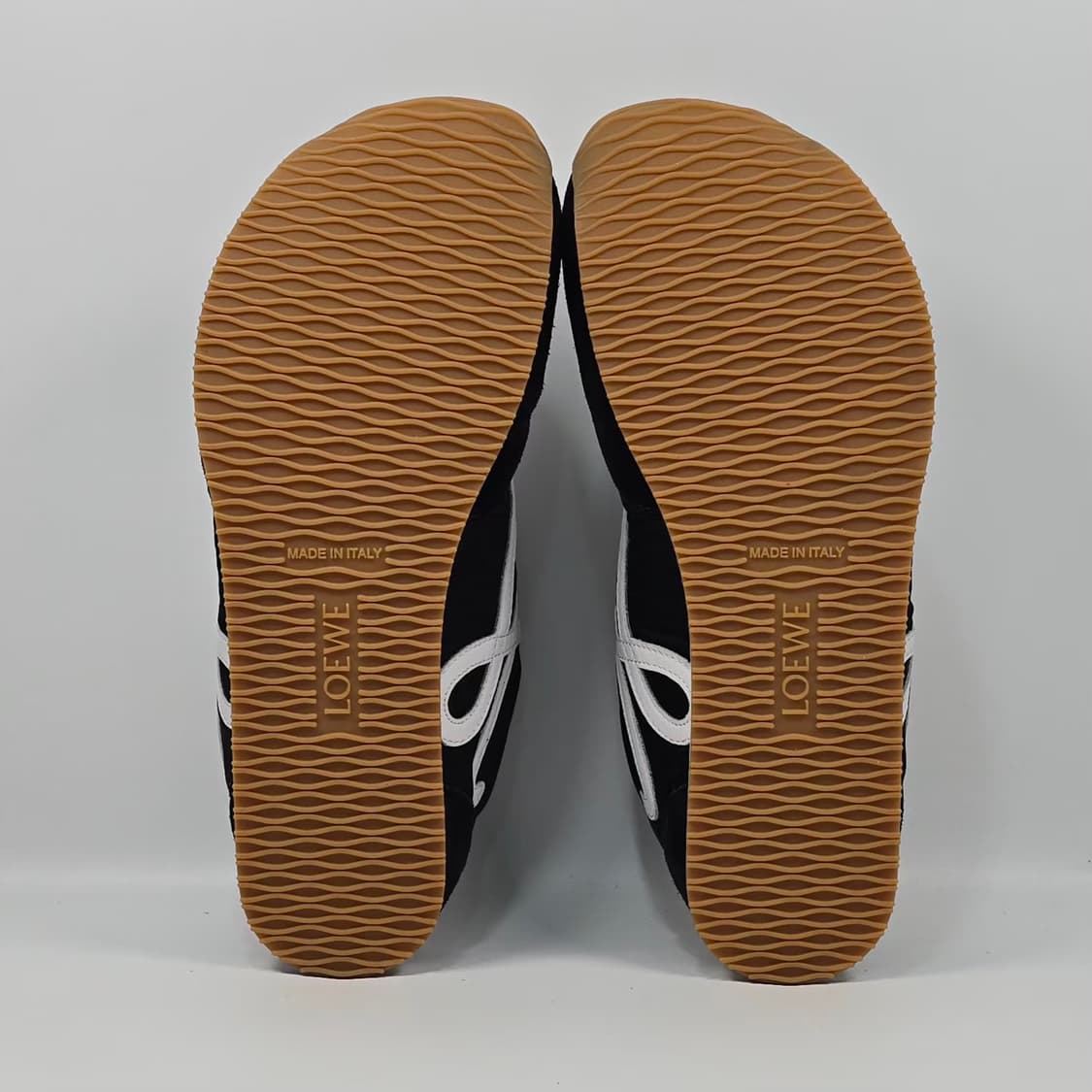 로에베 발레 러너 2.0 스웨이드 스니커즈 ( 260 ) 상품이미지7