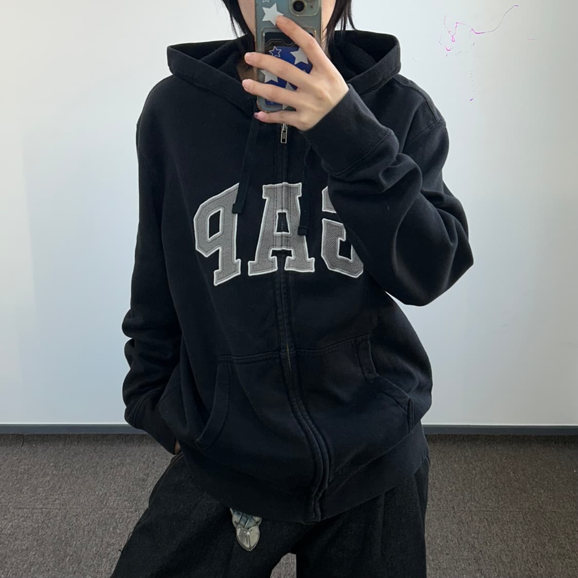 Gap 갭 그레이 로고 블랙후드집업 상품이미지1