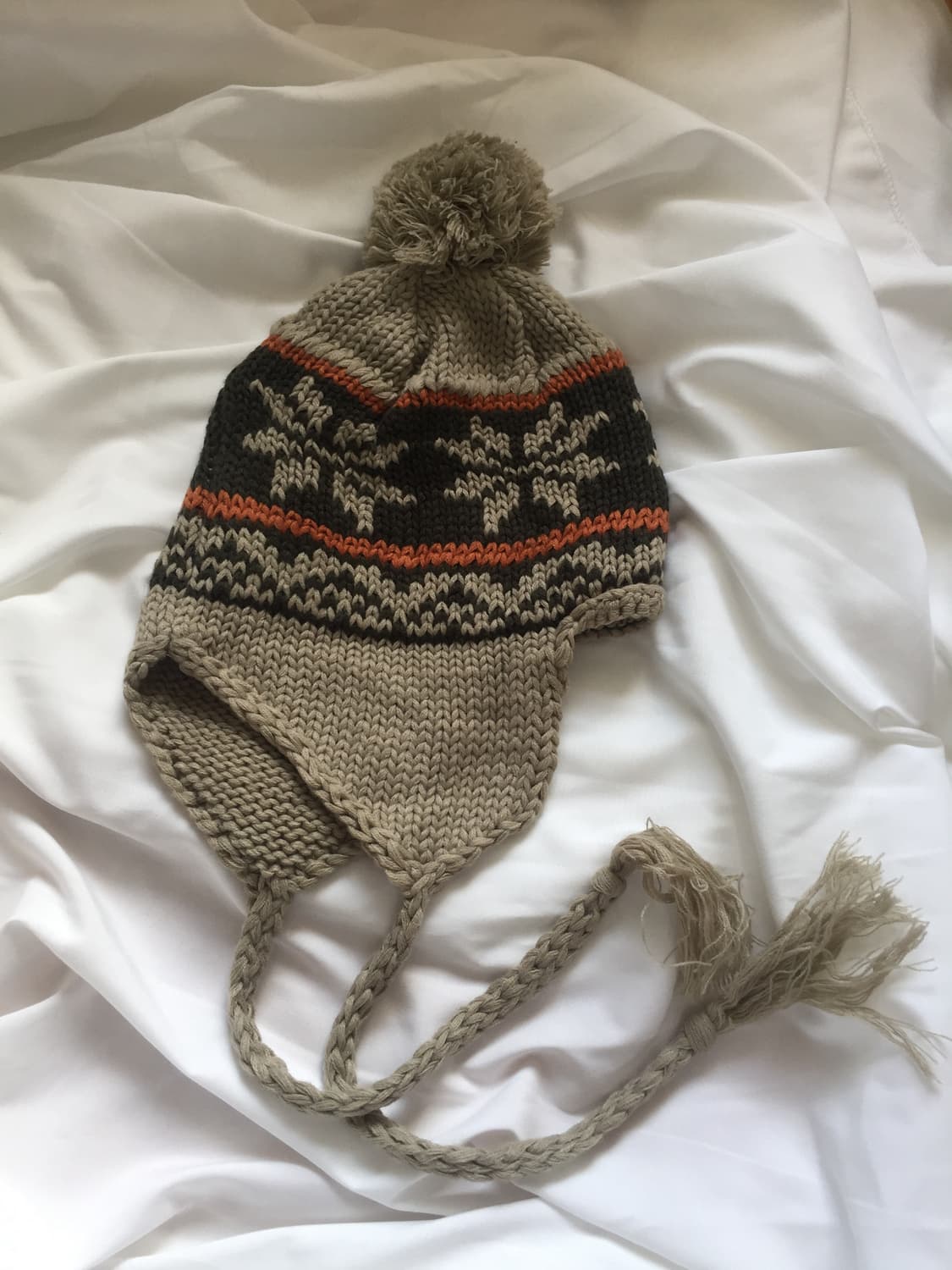 베이지 방울 비니 상품이미지2