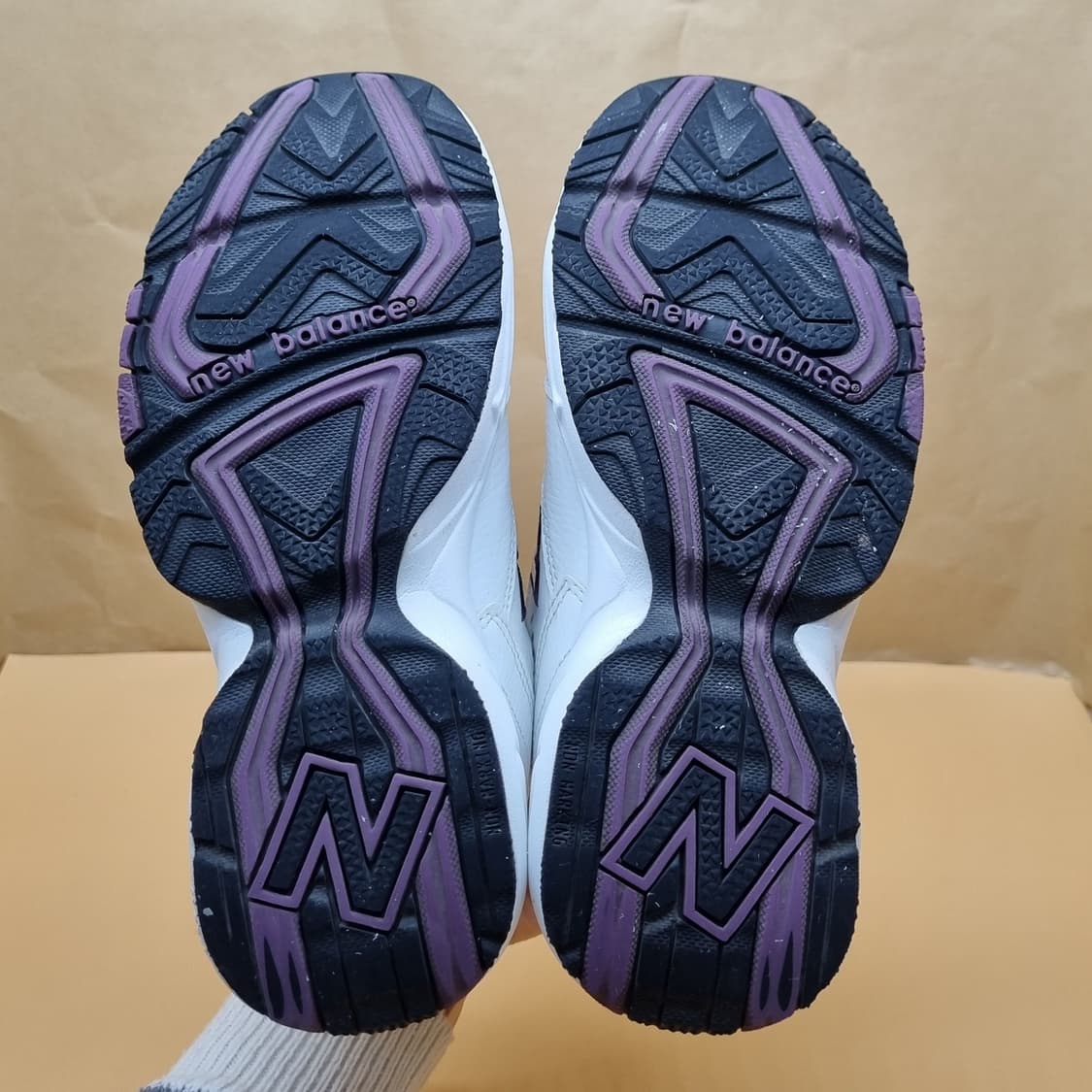 뉴발란스 608 운동화250. 상품이미지3