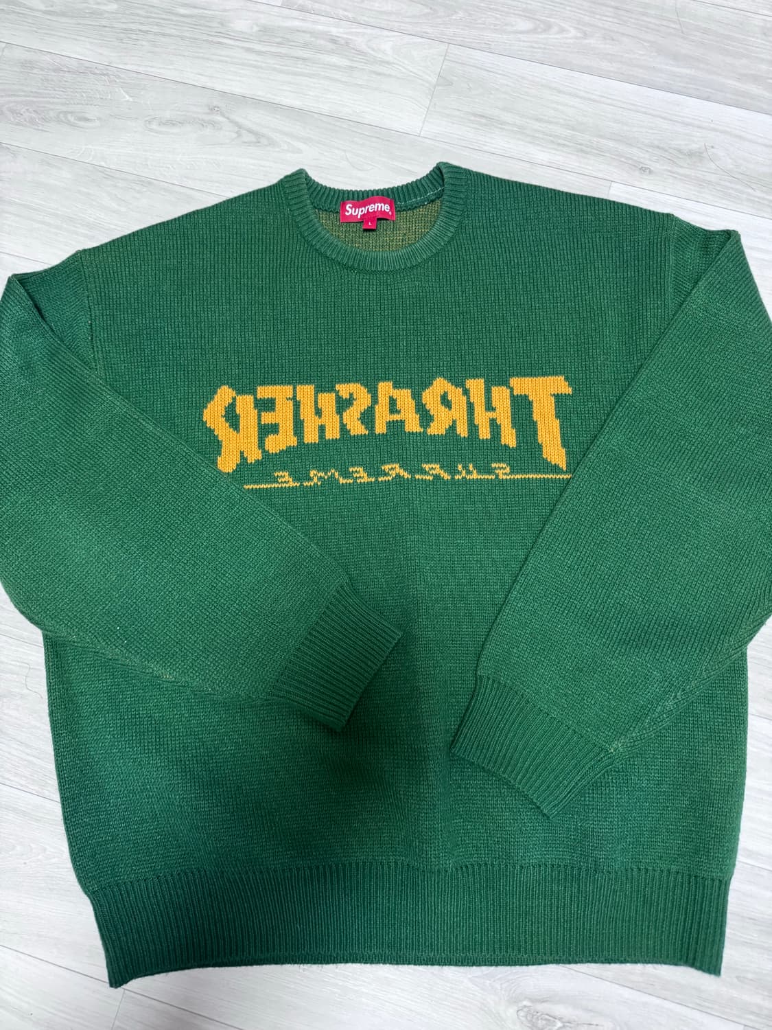 슈프림x트레셔 L 니트 스웨터 상품이미지1