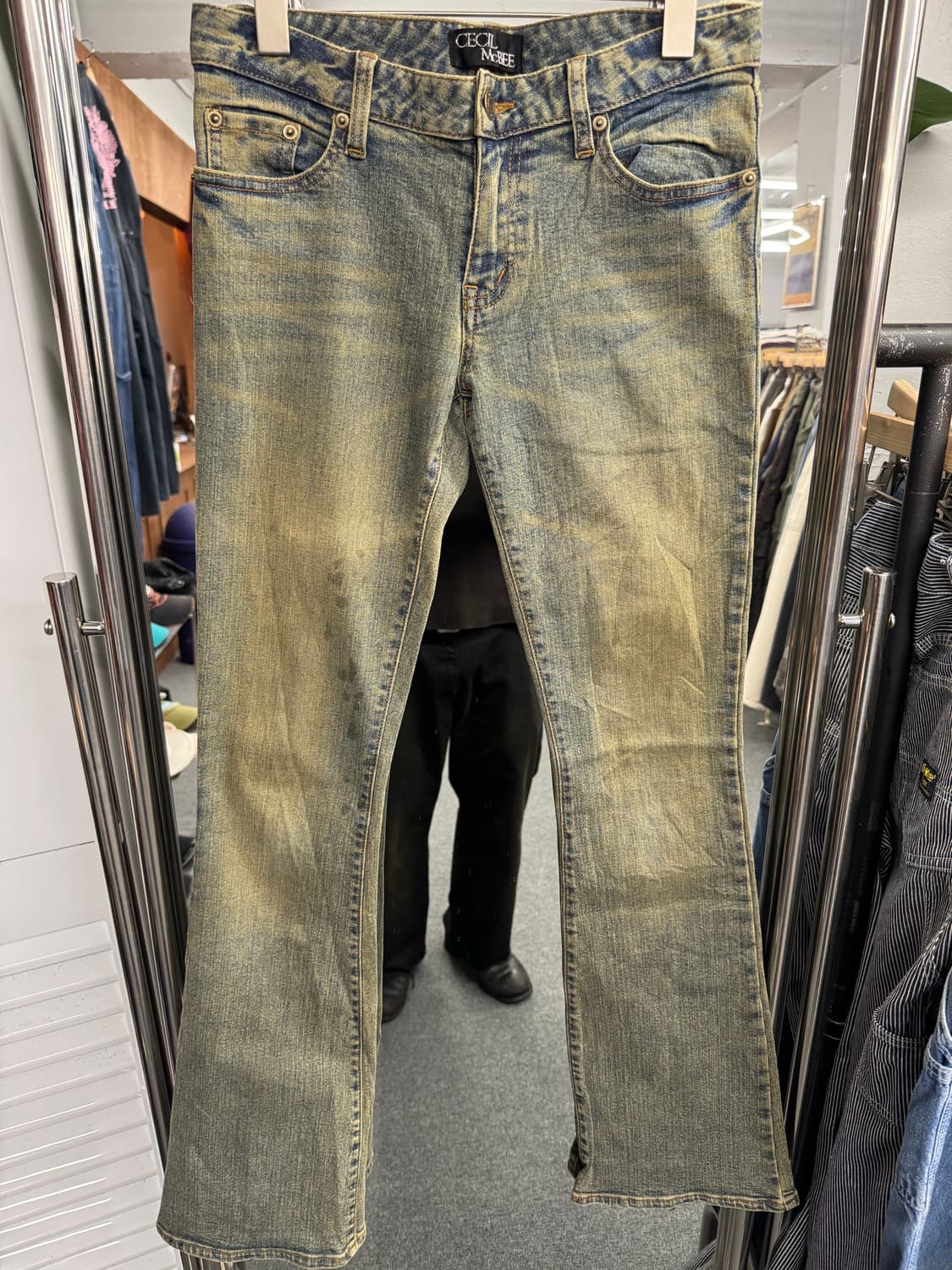CECIL McBEE 빈티지 워싱 여성 부츠컷 데님팬츠 상품이미지1