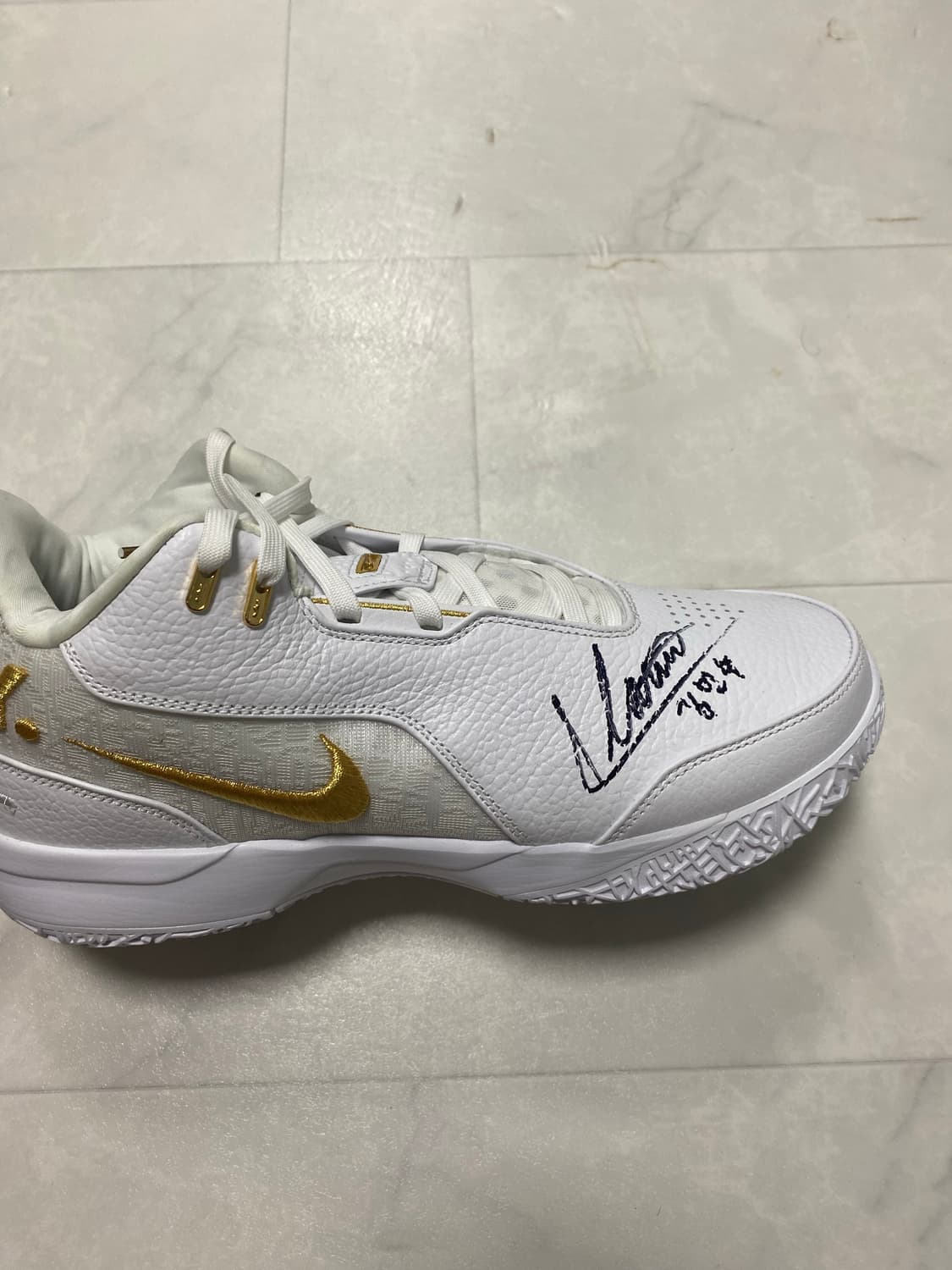 나이키 르브론 NXXT 젠 AMPD EP 화이트블랙 상품이미지1