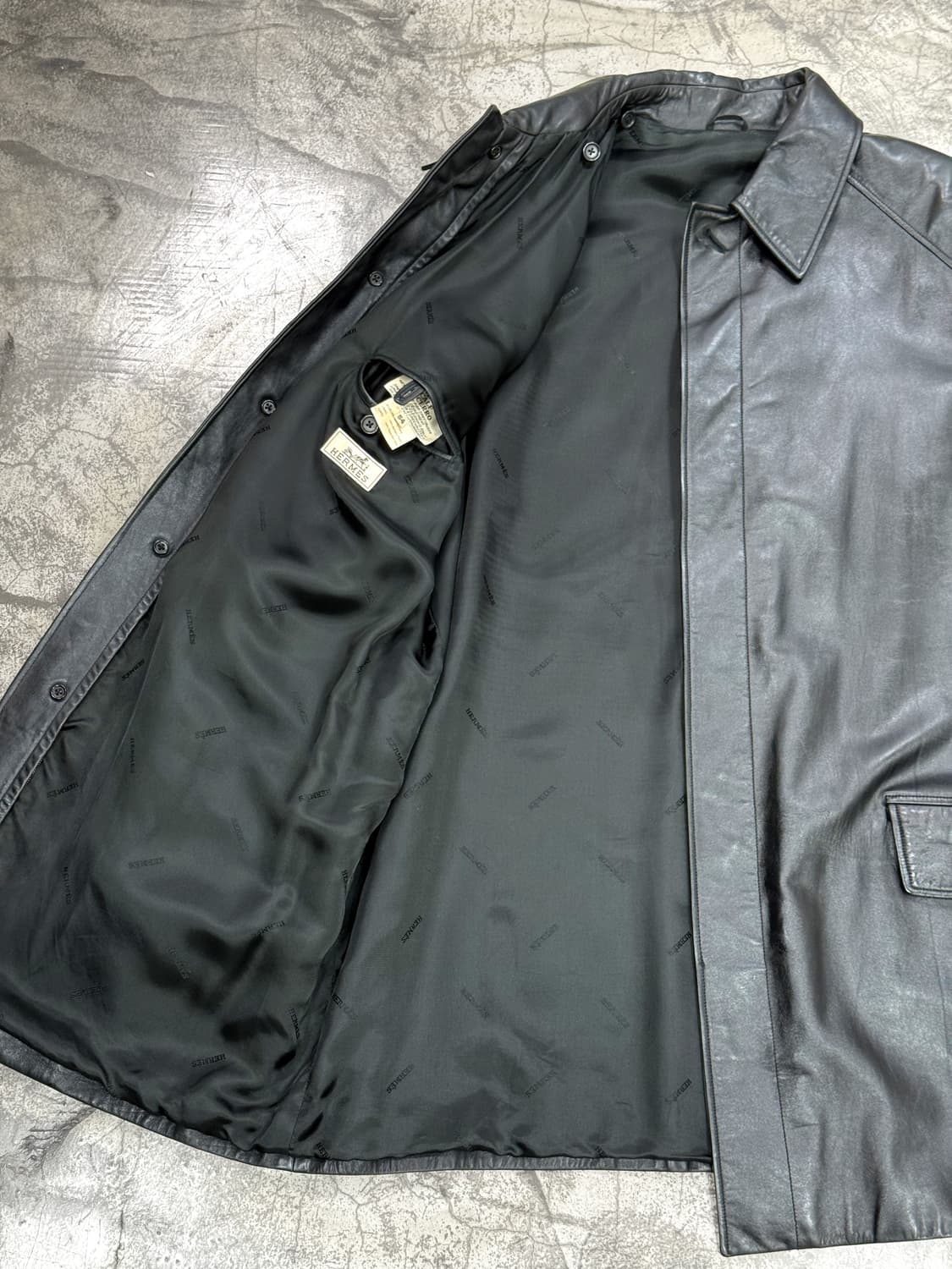 Hermes Black Calf Leather Coat 상품이미지5