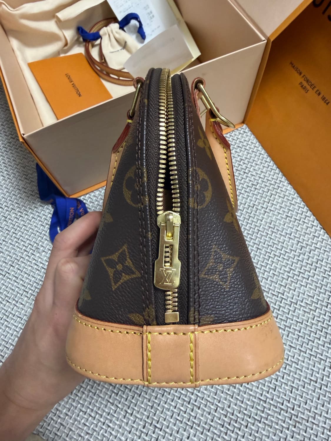 [백화점판/최저가]루이비통 알마BB 모노그램 숄더백 상품이미지5