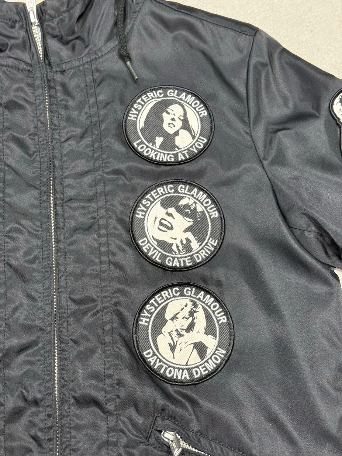 히스테릭 글래머 아카이브 아이코닉 히스걸 패치 후드 집업 자켓 상품이미지2