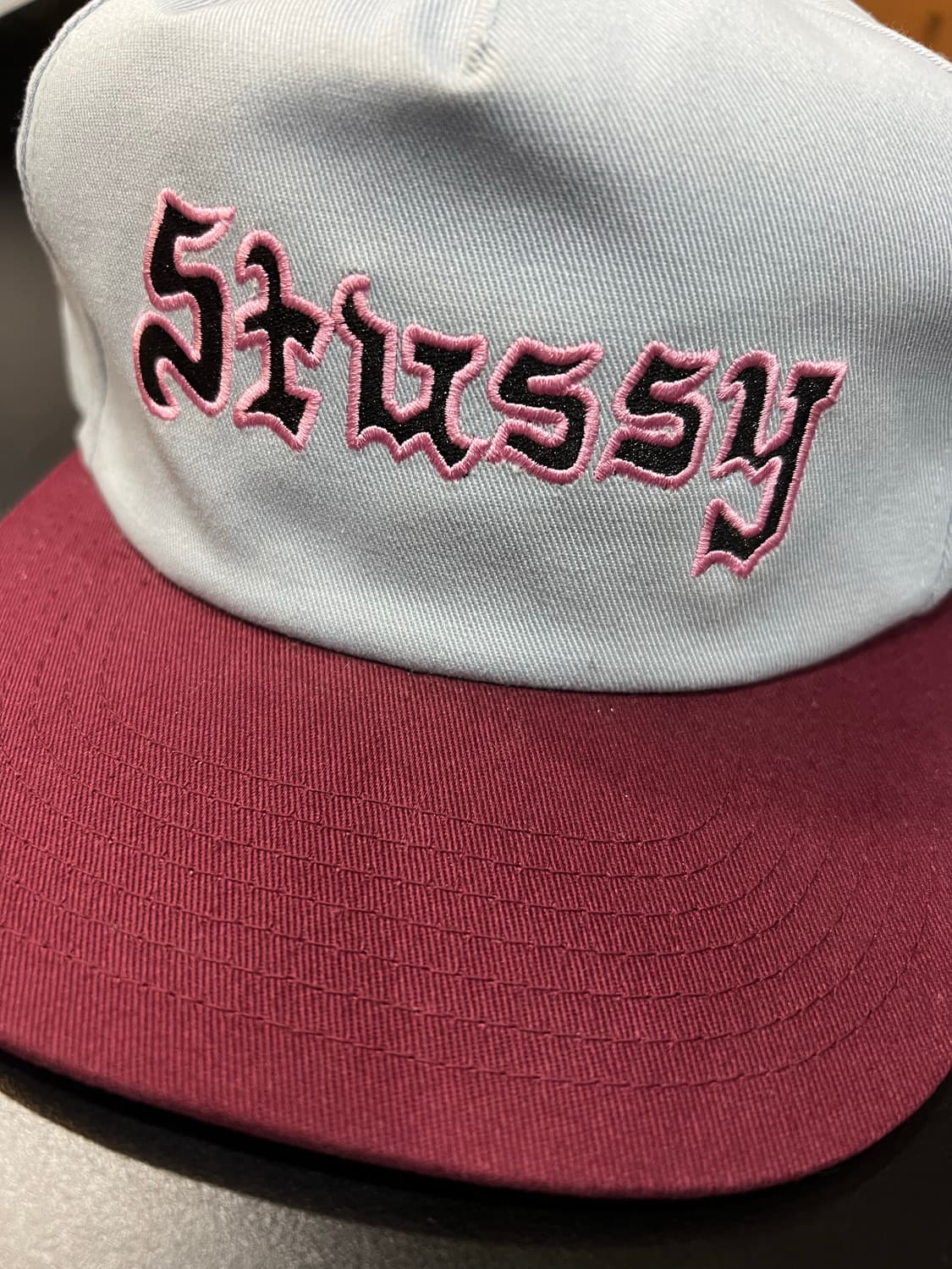 스투시 핑크 자수 투톤 캡 상품이미지2