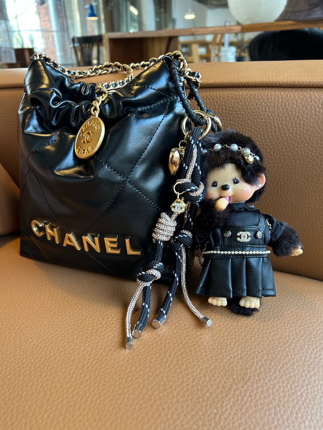 (20)정품몬치치🖤💛  블랙+골드 커스텀키링 상품이미지1