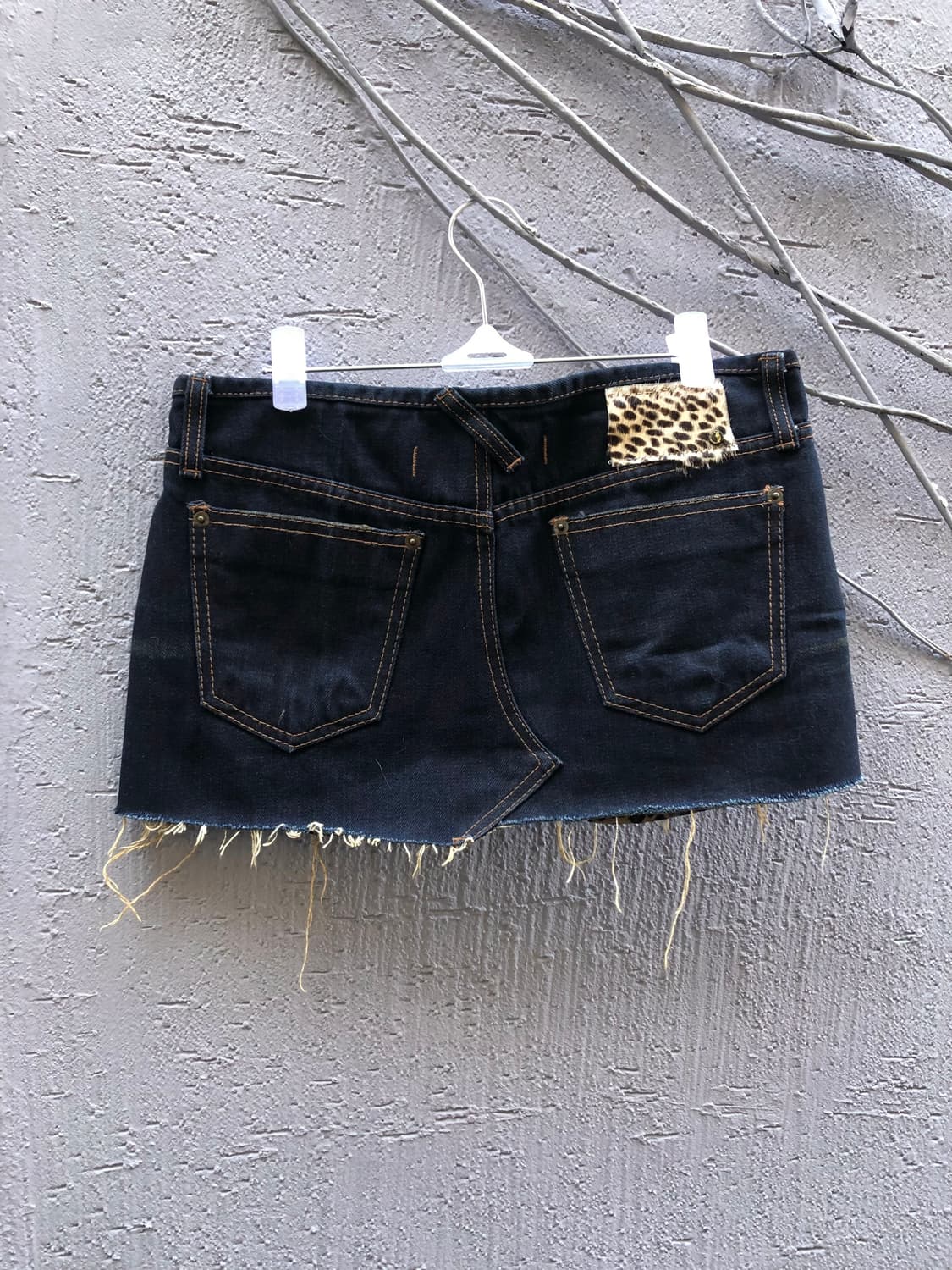 leopard detail dark denim mini skirt  상품이미지2