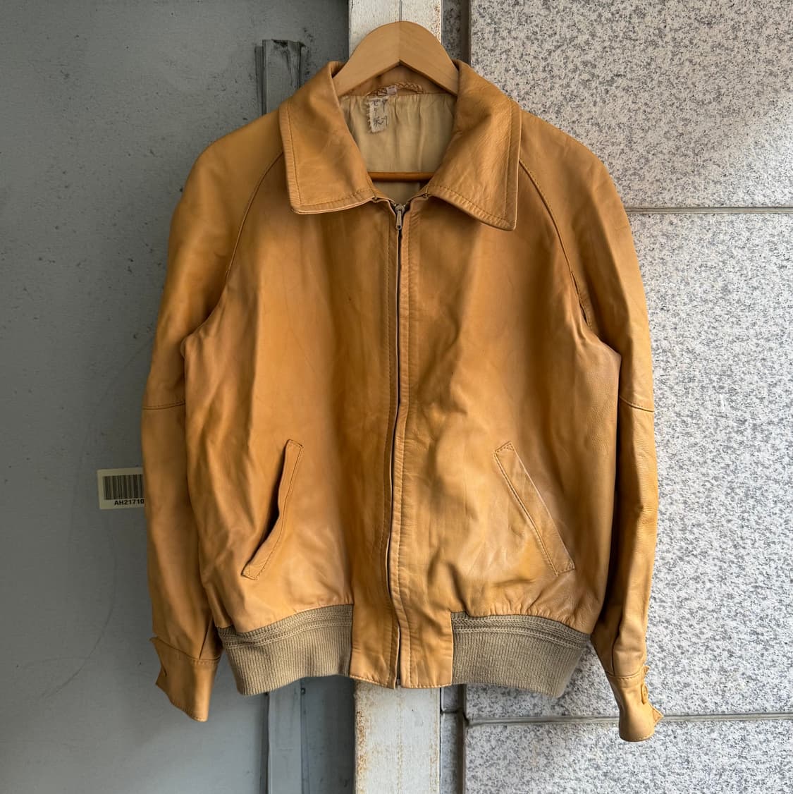 PIRA SPA 빅카라 레더 자켓 상품이미지1