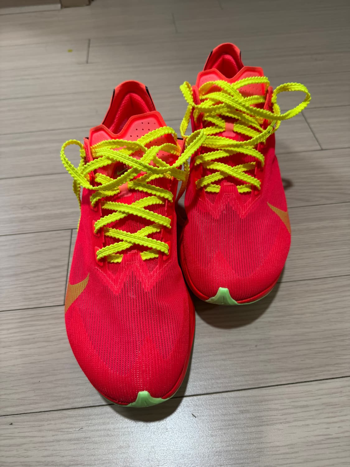 나이키 베이퍼플라이4 285 상품이미지3