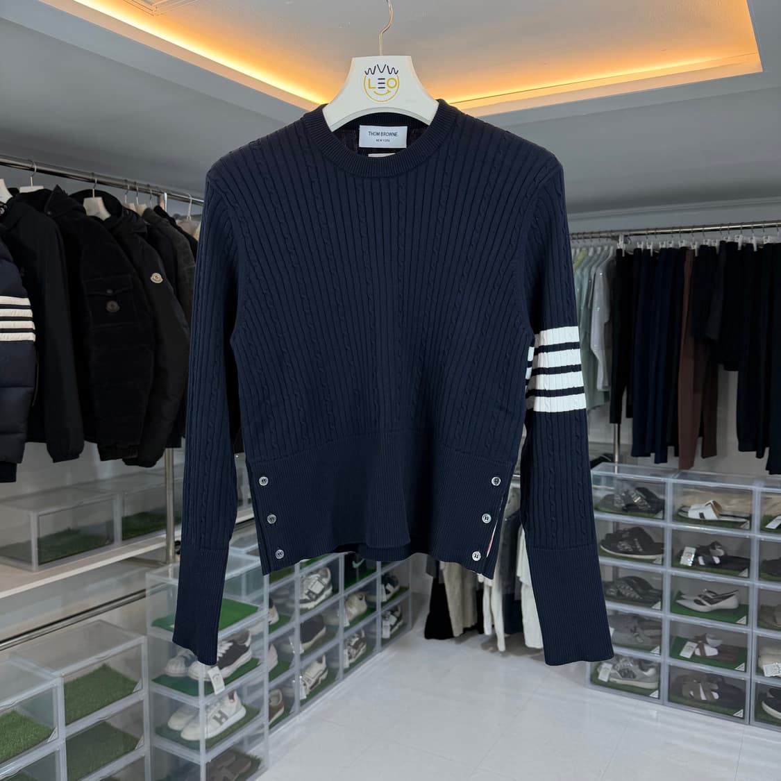 [리오브] 톰브라운 사선 완장 베이비 케이블 립 풀오버 니트 상품이미지1