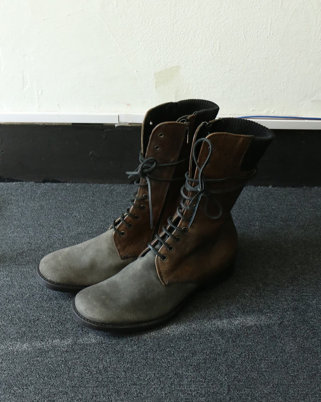 닐 바렛 레이스업 컴뱃 부츠  상품이미지1