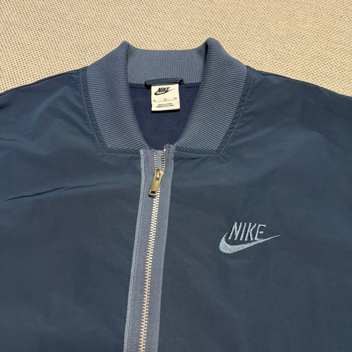 나이키 빅로고 나일론 봄버 자켓 상품이미지2