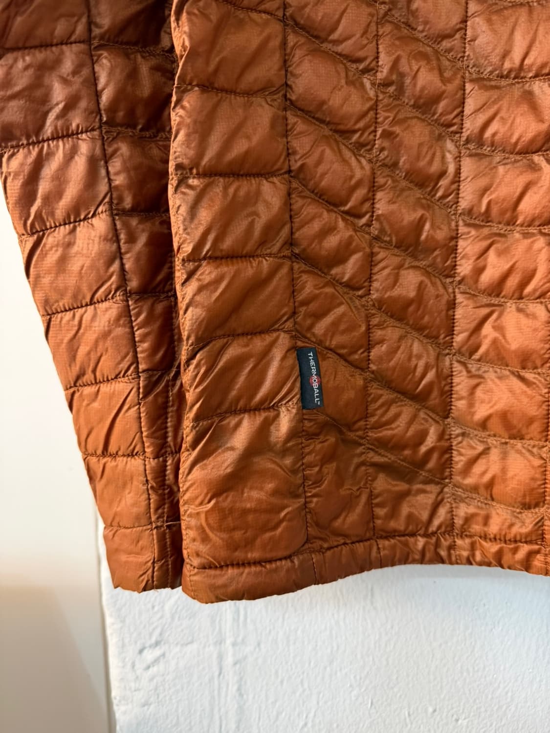 노스페이스 써모볼 경량 패딩  상품이미지4