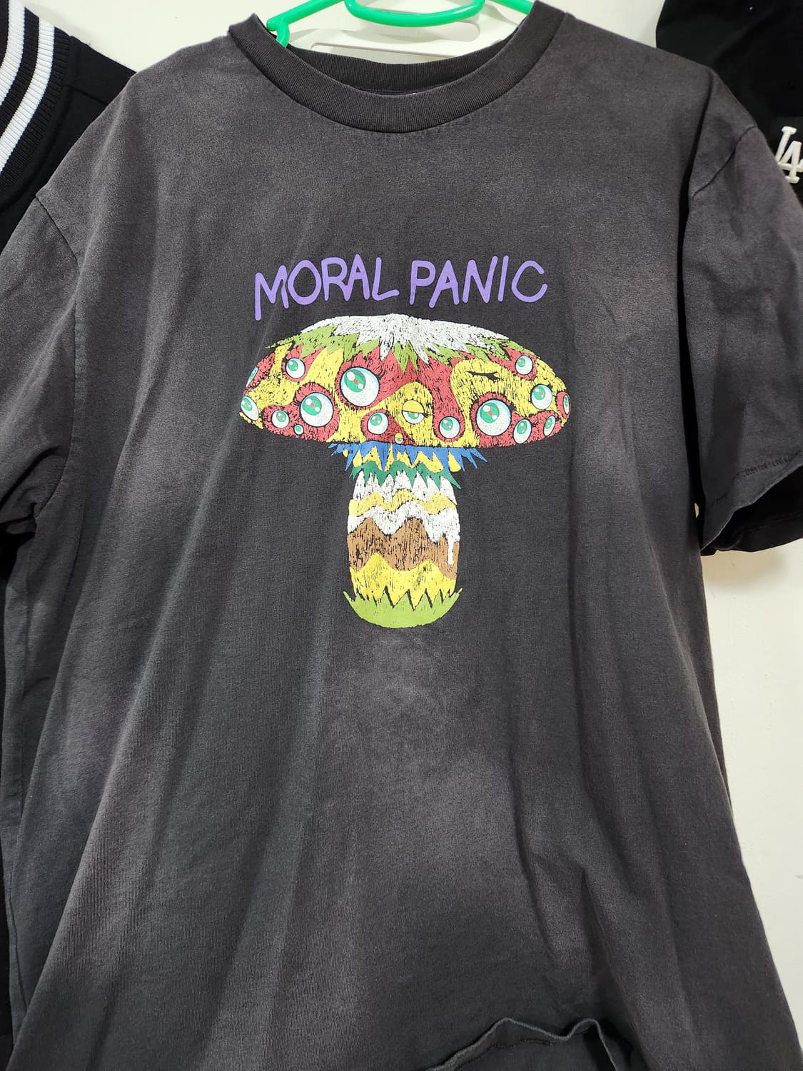 세인트 미카엘 x 무라카미 다카시 티셔츠 상품이미지1