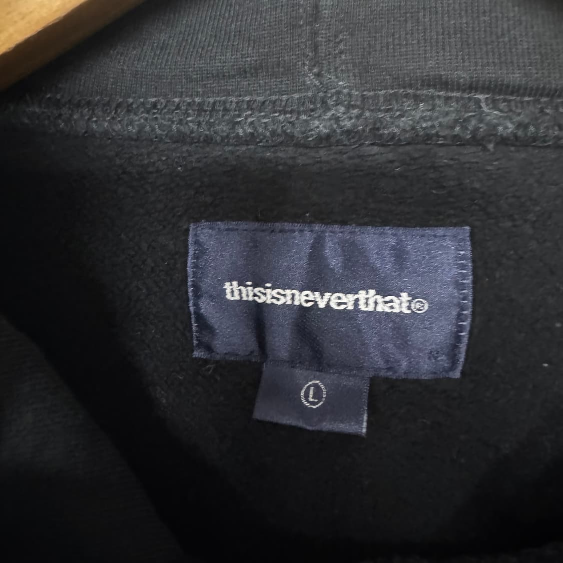 디스이즈네버댓 자수로고 후드티 상품이미지3