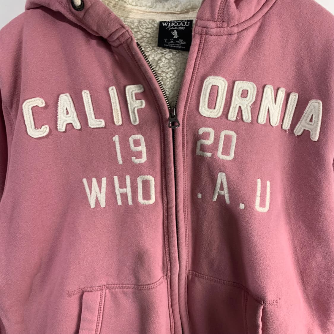 후아유 y2k 와투케 딸기우유 양털 후드집업 상품이미지4