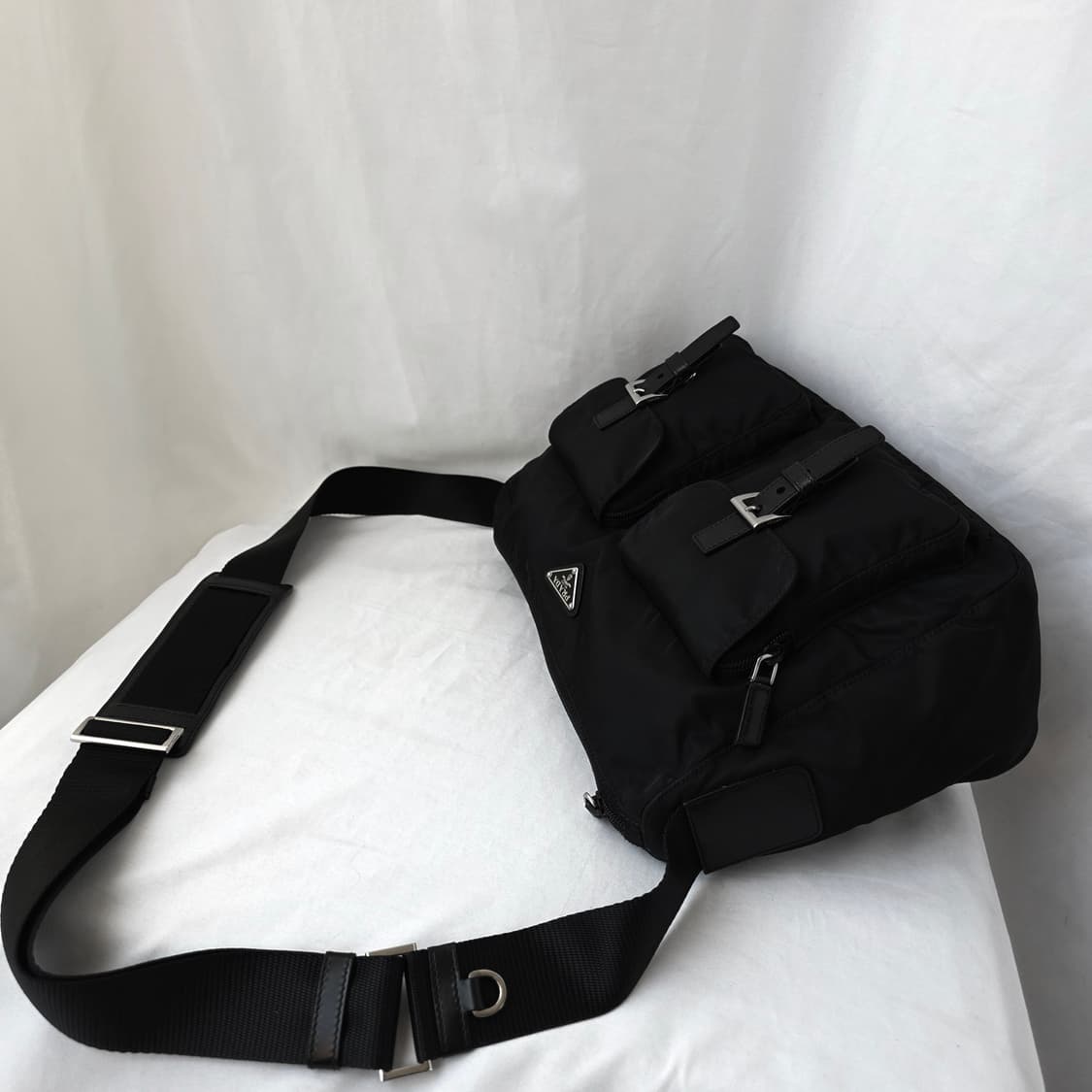 [정품 PRADA] 프라다 투포켓 지퍼 나일론 메신저백 크로스백 라지 상품이미지2