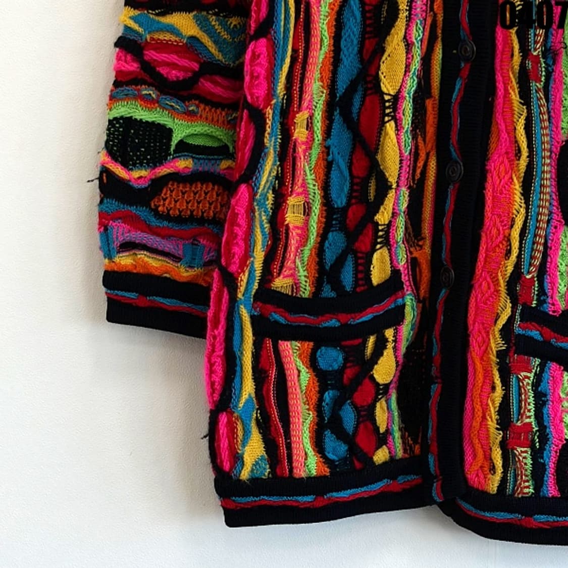 쿠지(COOGI Australia) 3D 니트 가디건 상품이미지3