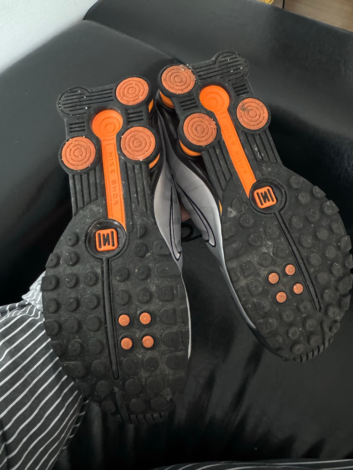 (네고 가능)나이키 샥스 R4 (US7 250사이즈) 상품이미지6