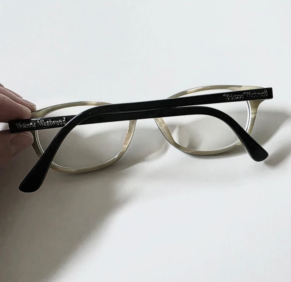 비비안 웨스트우드 빈티지 뿔테 안경 긱시크 펑크  상품이미지2