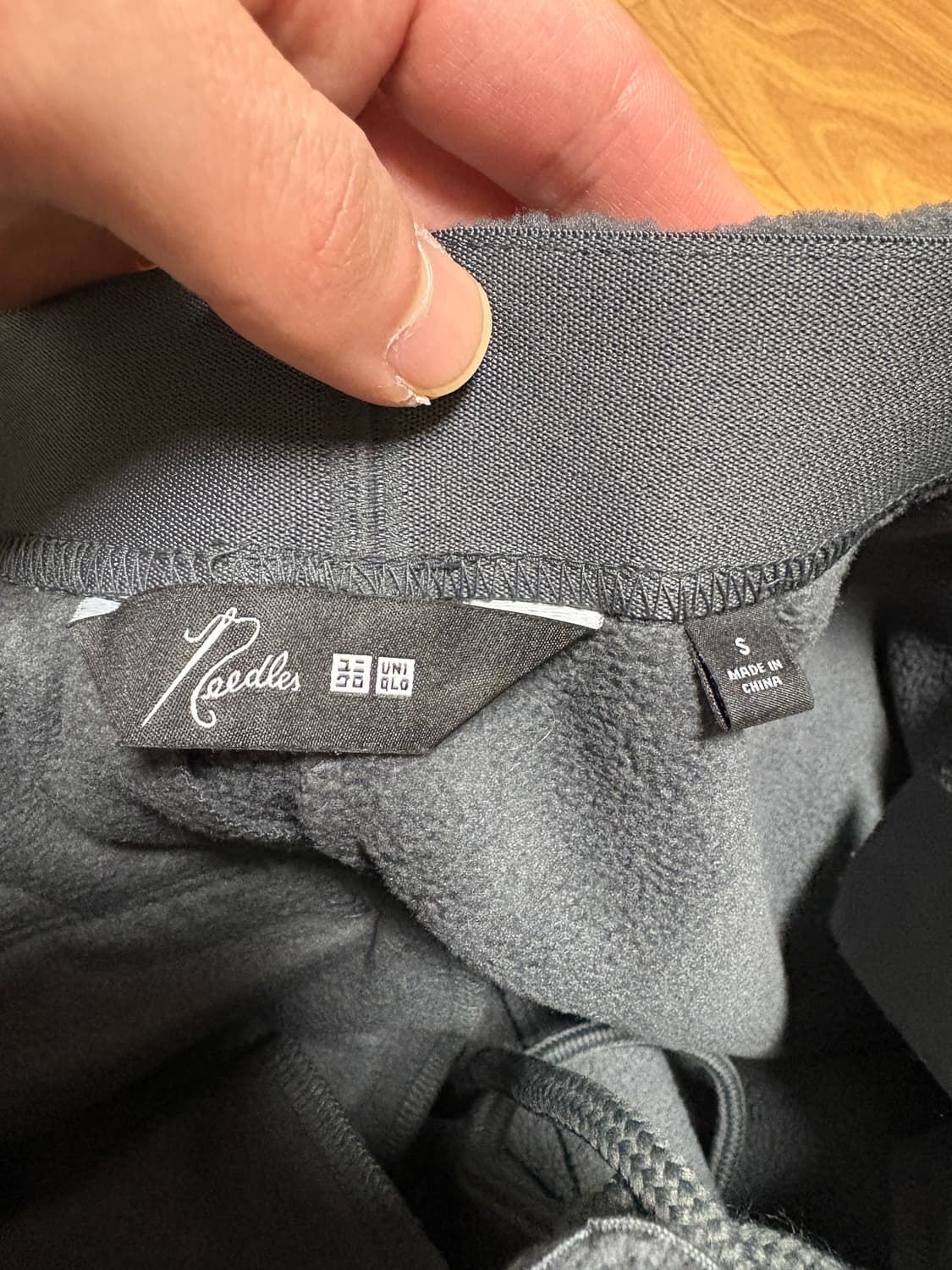 유니클로 니들스 와이드 팬츠 다크그레이 S사이즈 팝니다 상품이미지4