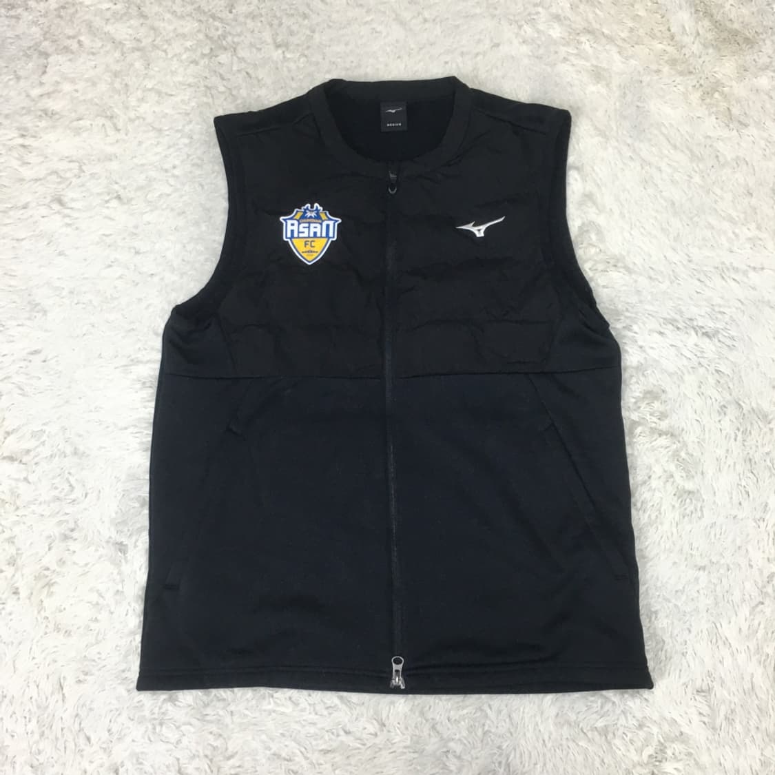 미즈노 충남아산 FC 패딩조끼 DD02 상품이미지1